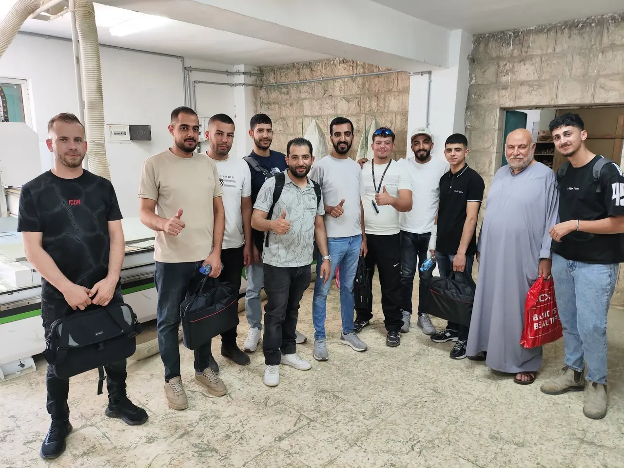 مجموعة من طلاب المركز في الورشة